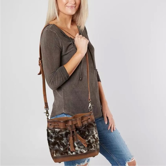 STS Ranchwear Vintage Leather Bags Brown and Tan Cowhide Bucket Bag - Picture 1 of 12